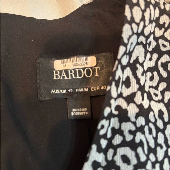 Bardot long sleeve mini dress with cut outs - Picture 6 of 13